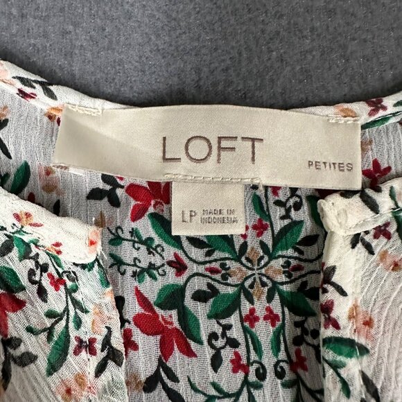 LOFT Womens LP White Split Neck Short Flutter Sleeve Pullover Chiffon Blouse - Picture 3 of 7